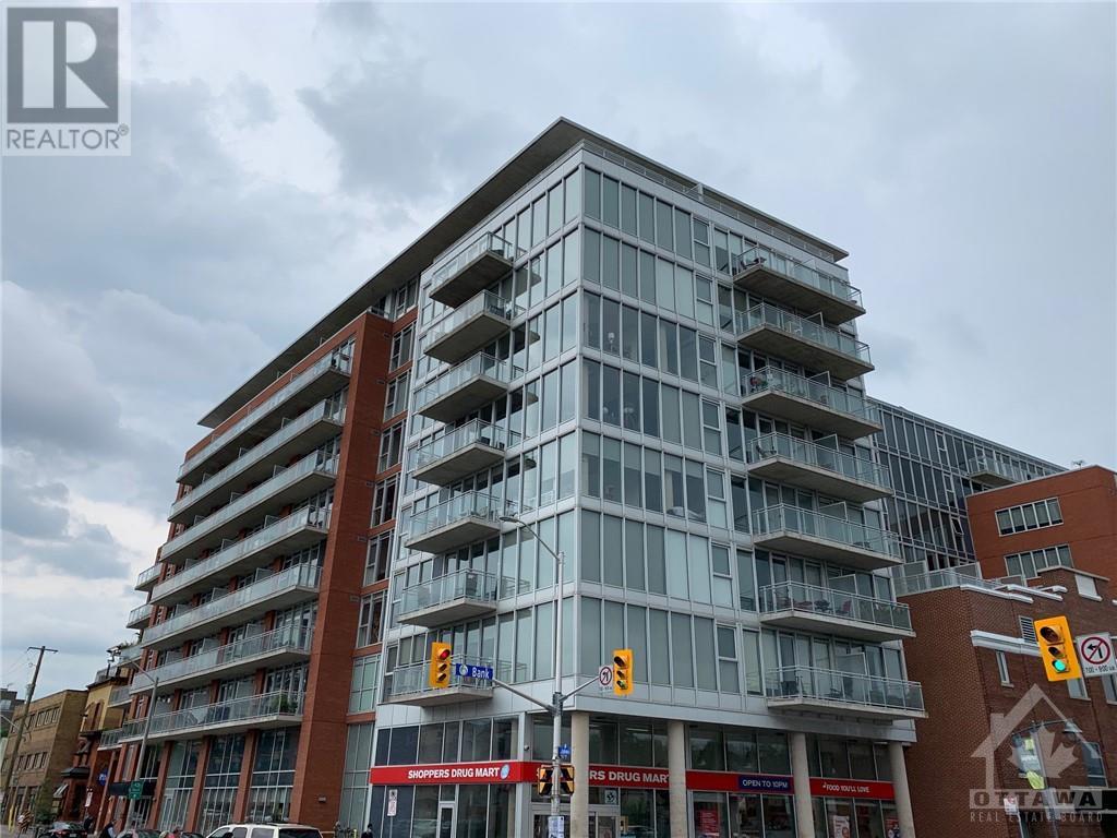 327-354 Gladstone Ave  