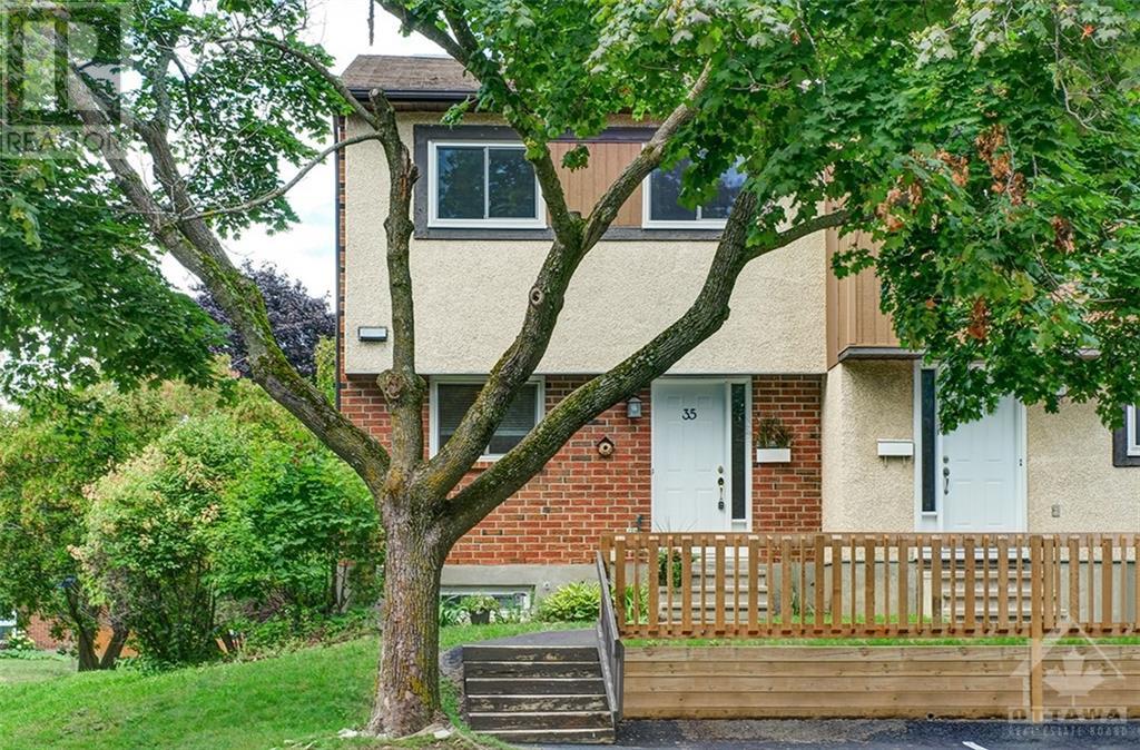 35 Bering Ct  