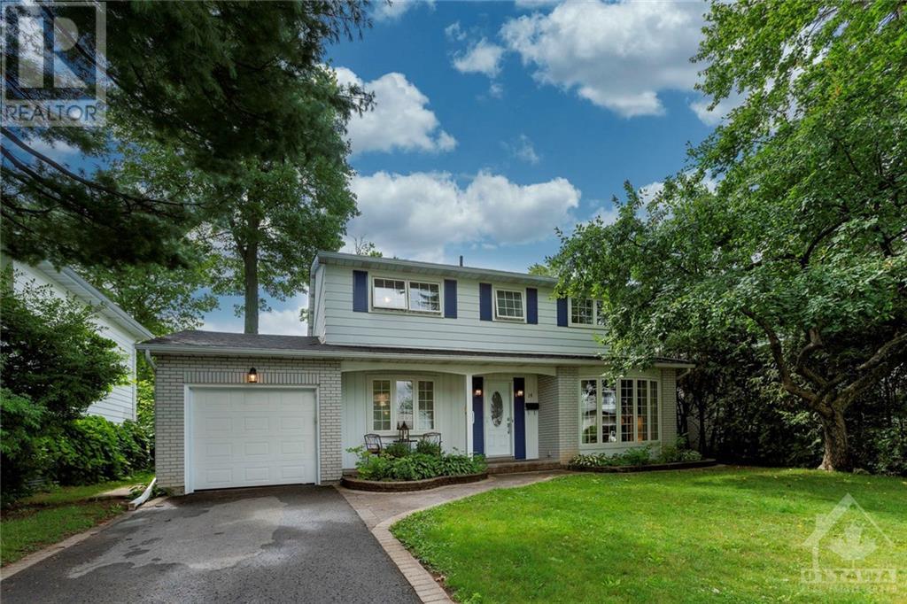 14 Woodburn Dr  