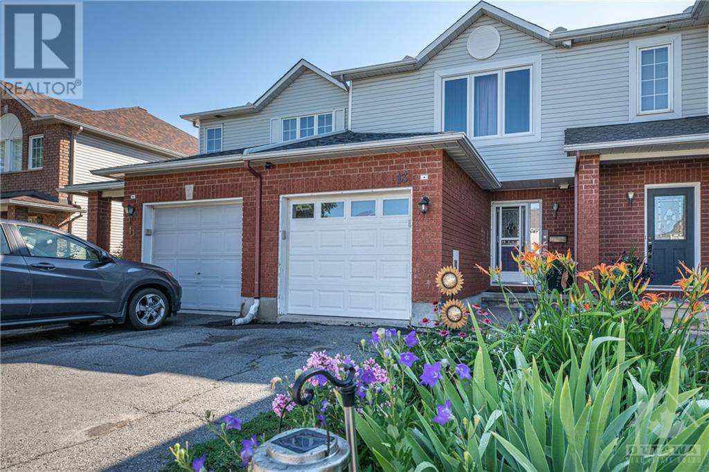 13 Wittingham Dr  