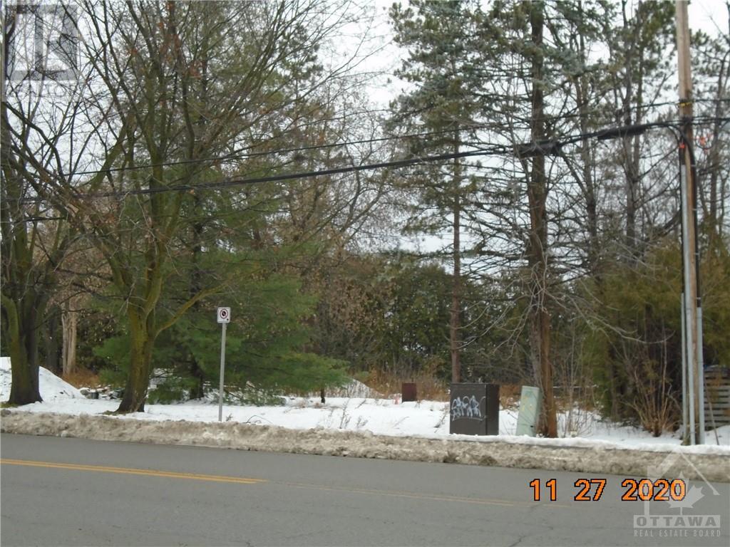 1256 Colonial Rd  