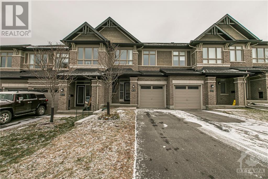875 Fletcher Cir  