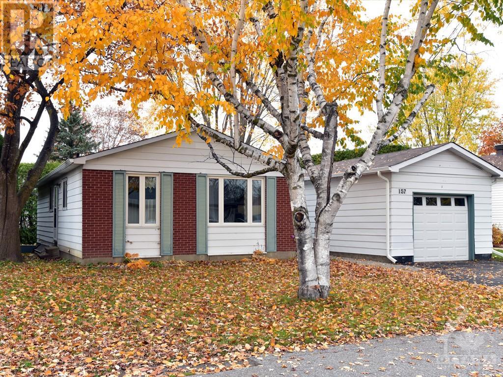 157 Rothesay Dr