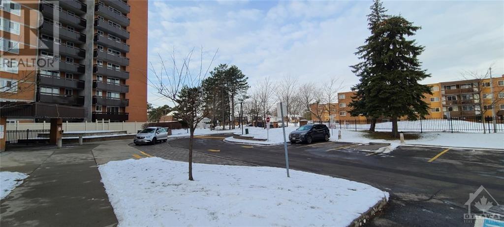 2000 Jasmine Crescent Unit#705  