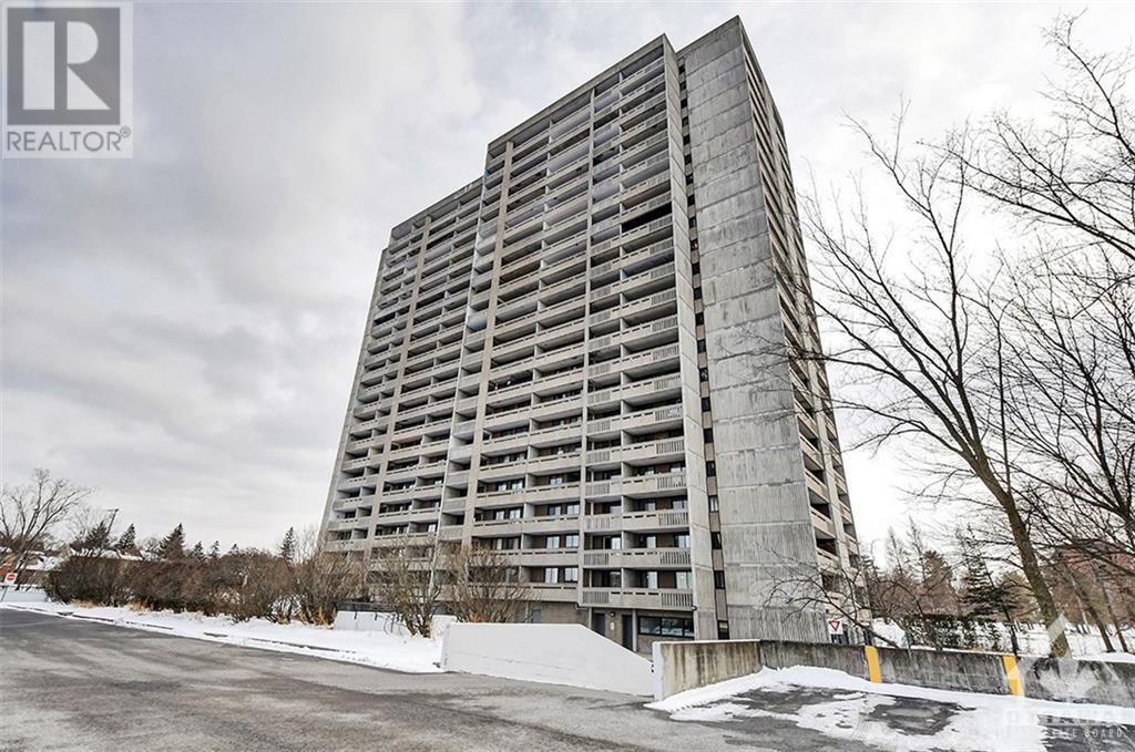 415 Greenview Avenue Unit#1905  