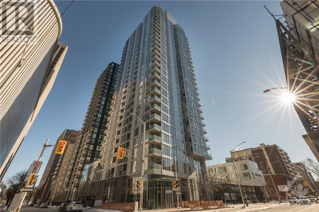 179 Metcalfe Street Unit#2701  