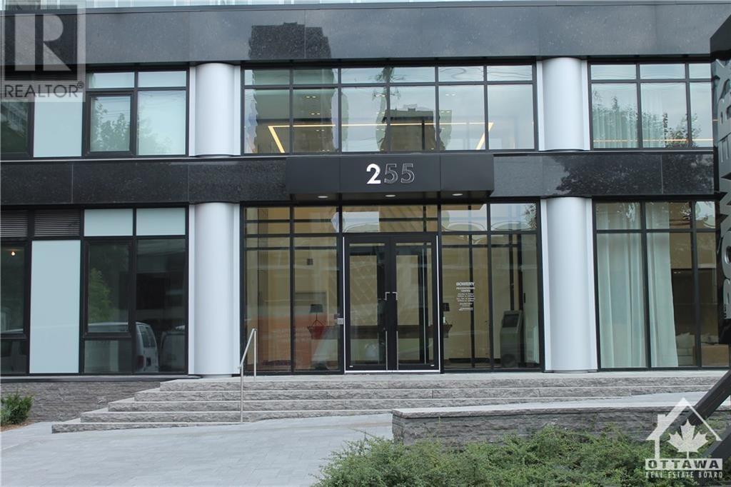 255 Bay Street Unit#1310  