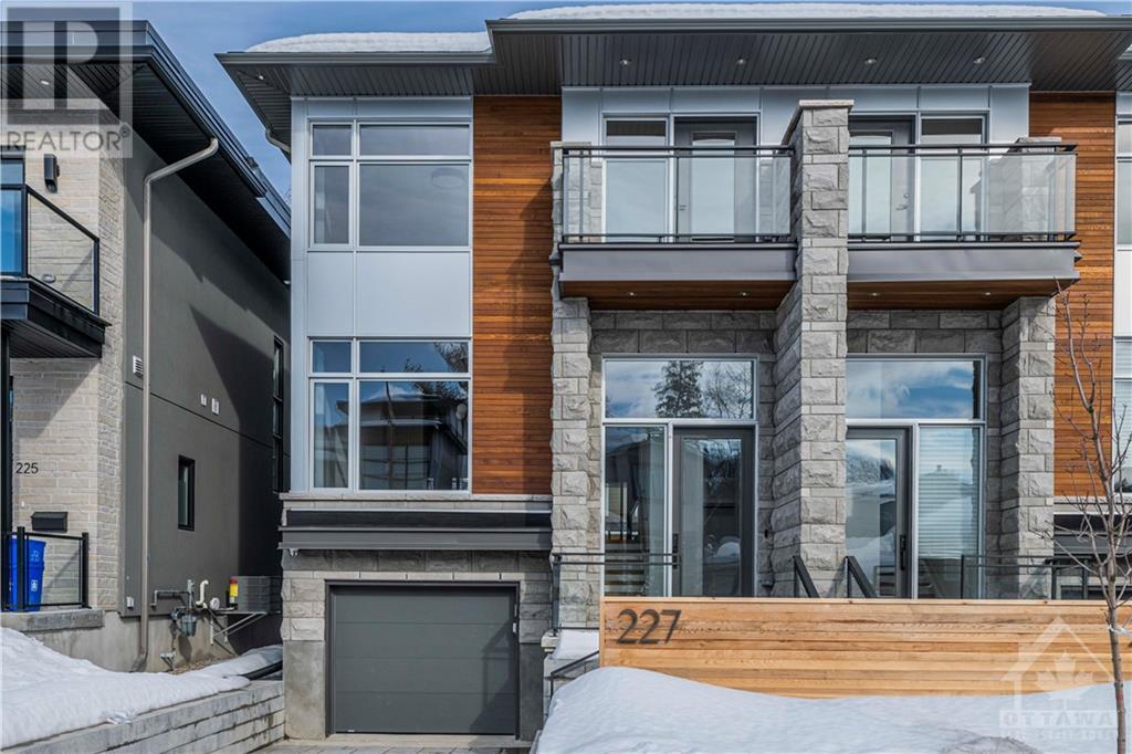 227 Royal Ave  