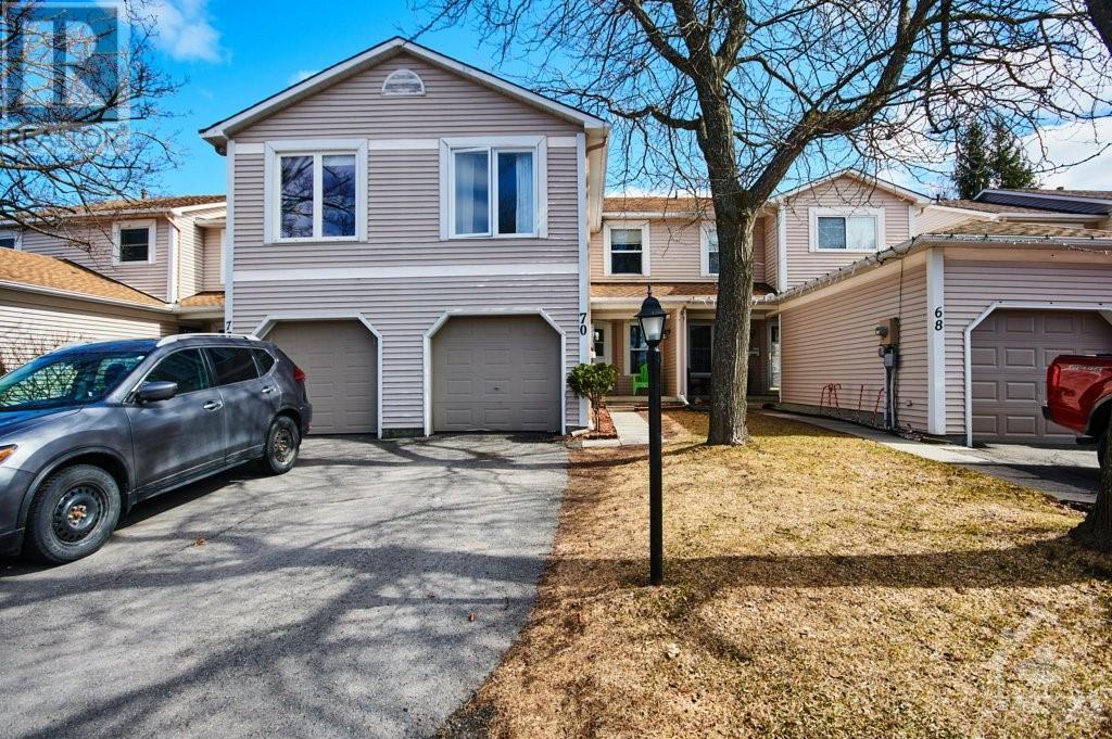 70 Palomino Dr  