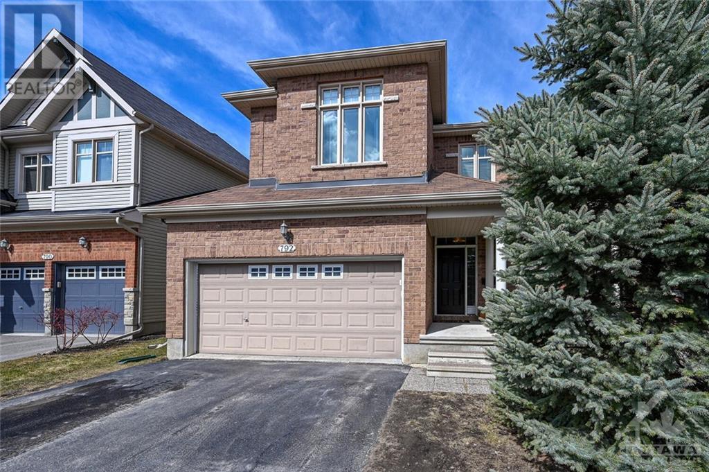 792 Bowercrest Crescent  