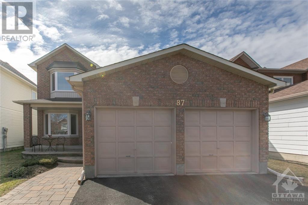 87 Sai Crescent