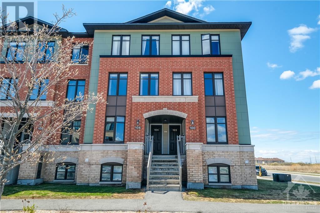 104 Bluestone Private  