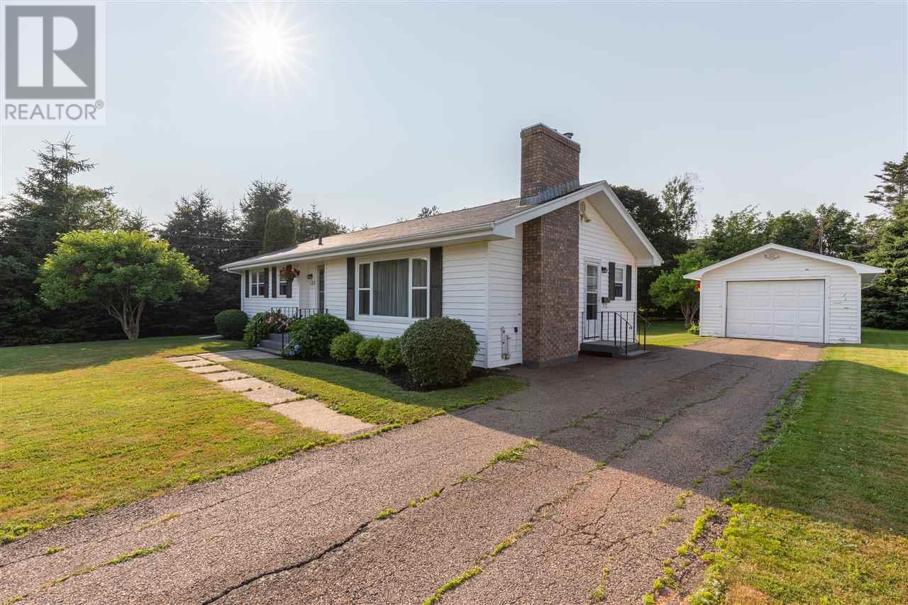 135 Beach Grove Rd  