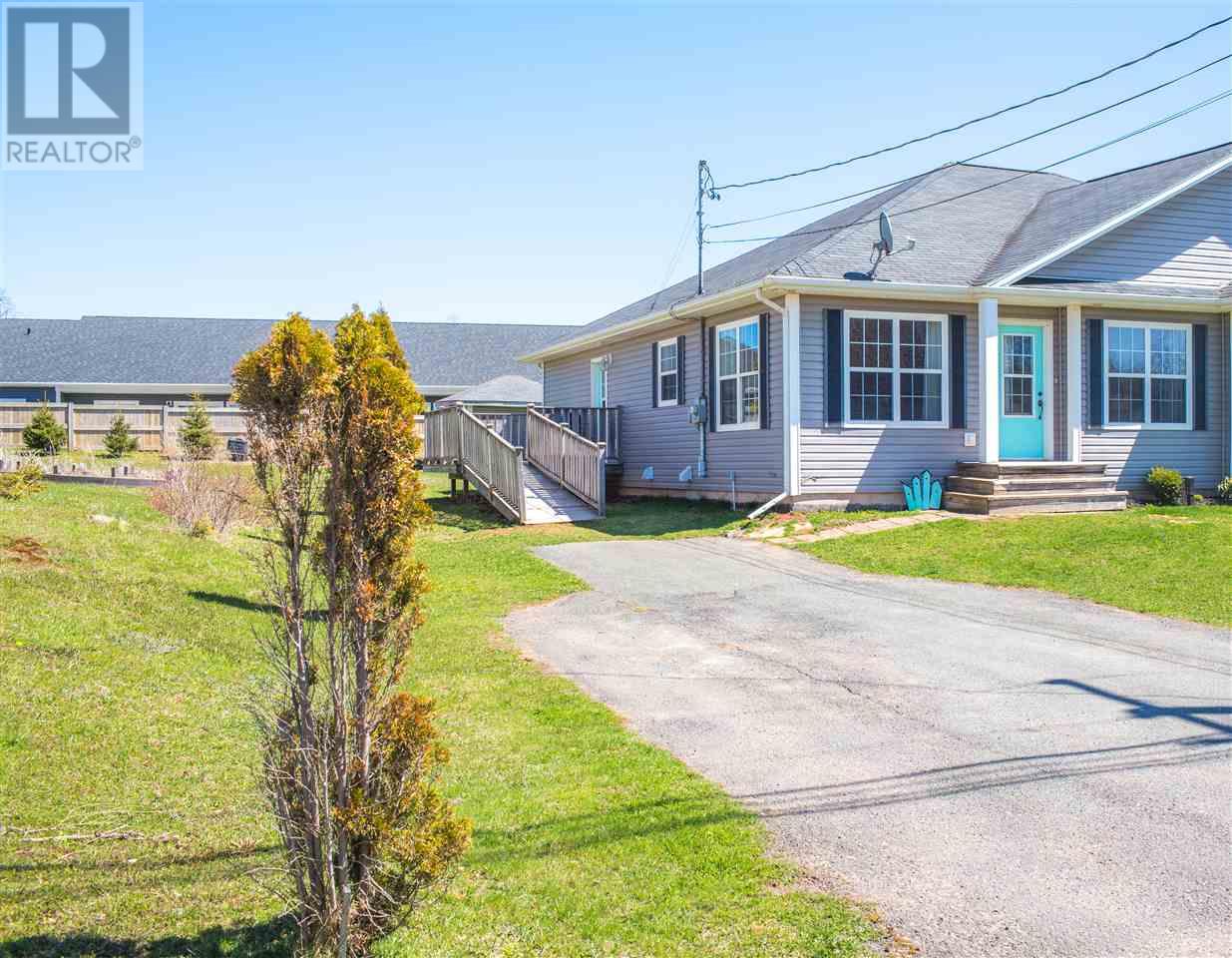 28 Kinlock Rd