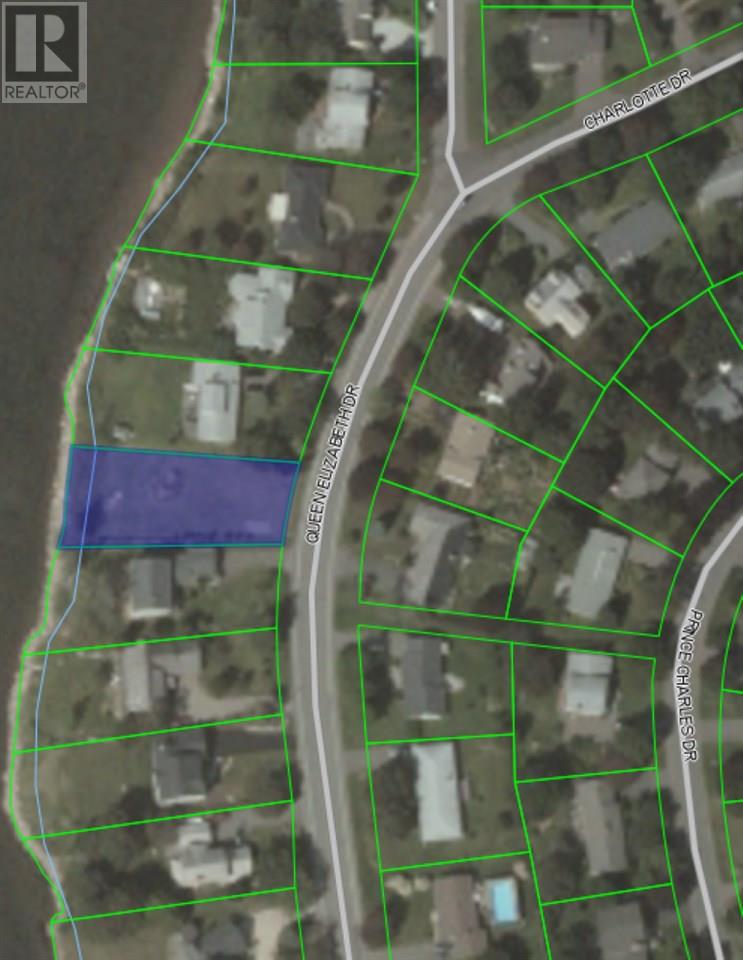 167 Queen Elizabeth Dr  