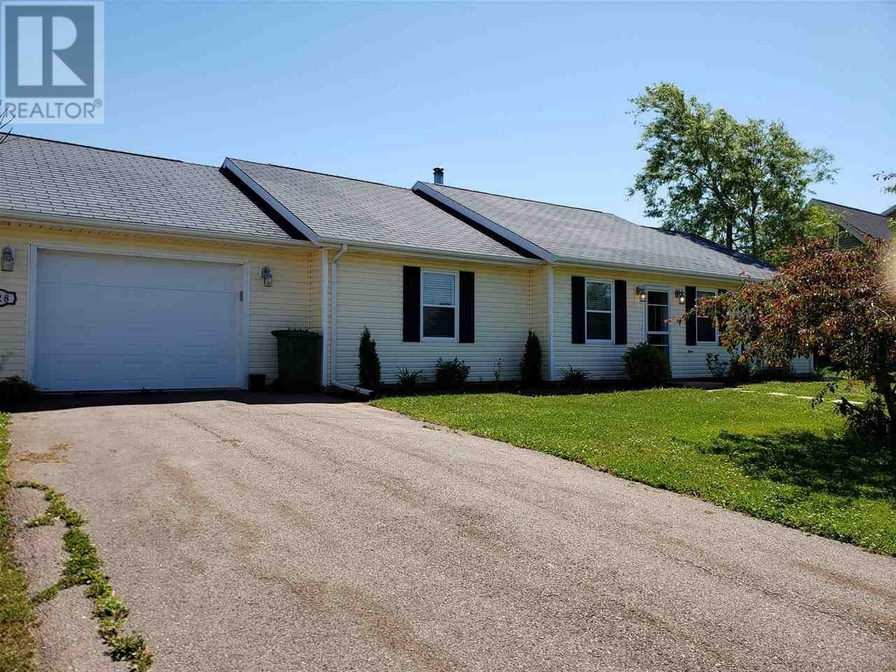 128 Macrae Dr  
