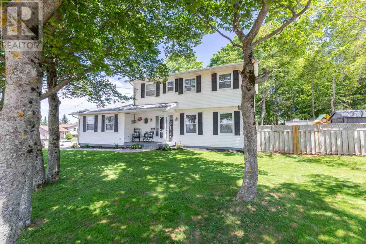 2 Ferngarden Dr  