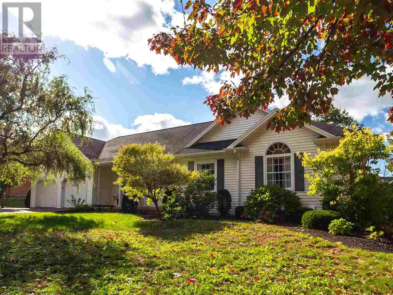 2 Inkerman Dr  