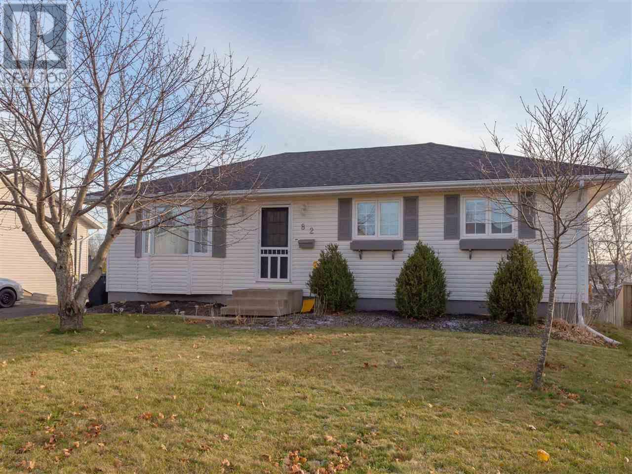 82 Glenthorn Ave  