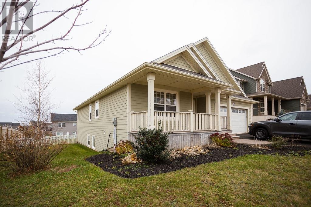 38 Saints Cres  