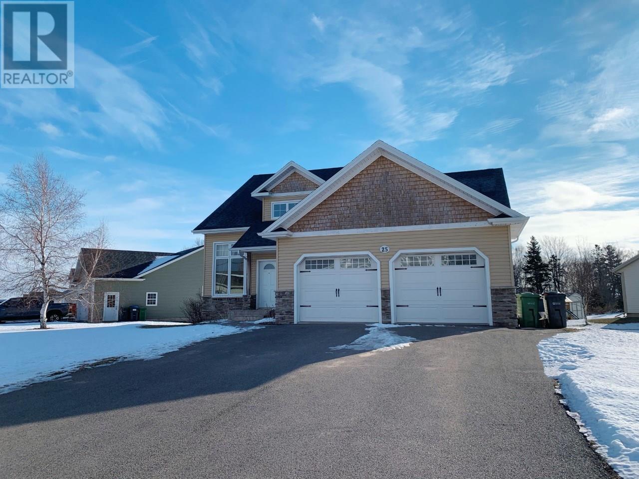 25 Pembroke Cres  