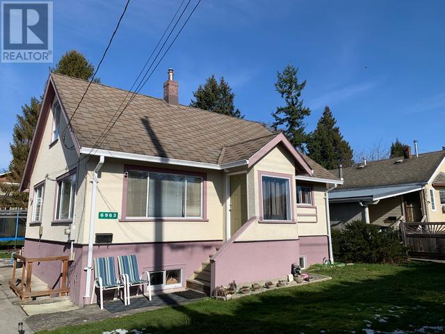 6963 Egmont Street, Powell River, BC, V8A 1T7