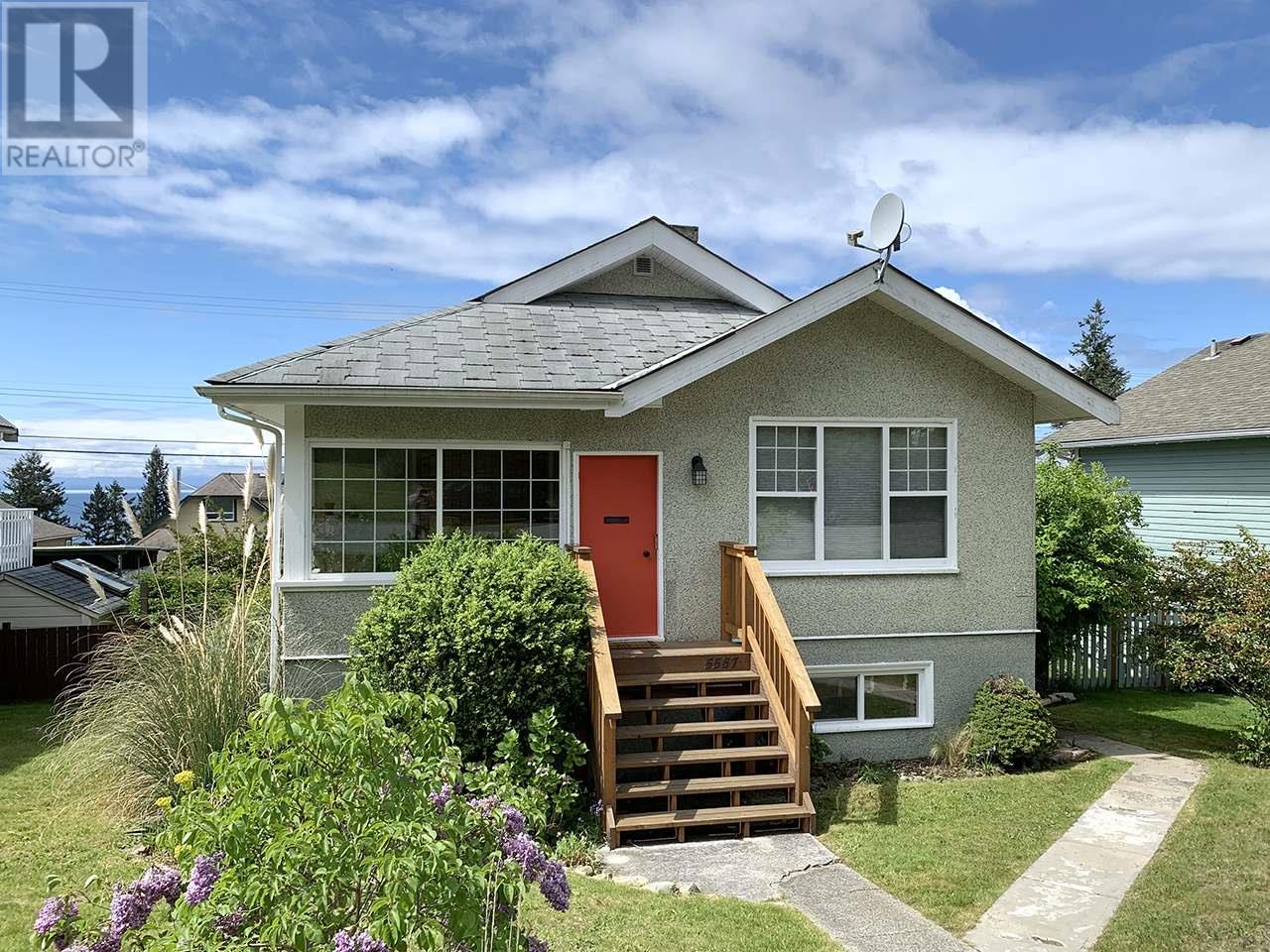5557 Maple Avenue, Powell River, BC, V8A 4N4