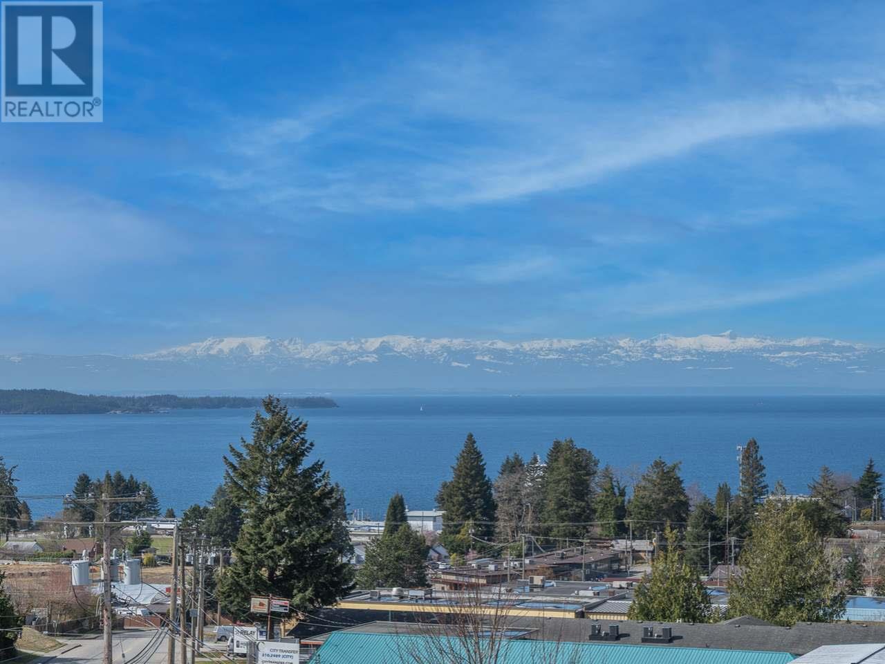 403-7175 Duncan Street, Powell River, BC, V8A 1W3
