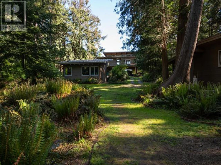 1628 Vancouver Boulevard, Savary Island, BC