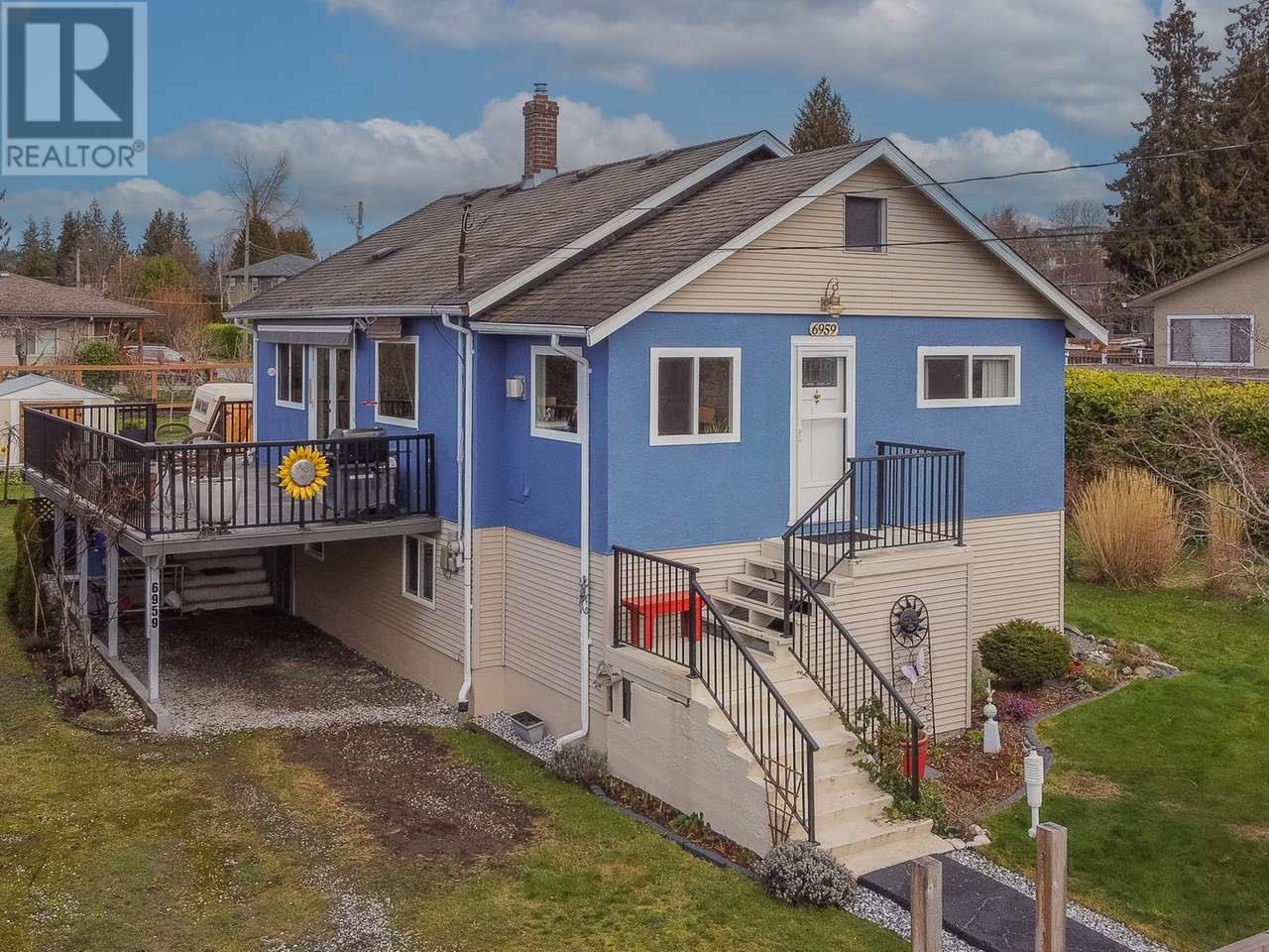 6959 Jasper Street, Powell River, BC, V8A 1N4