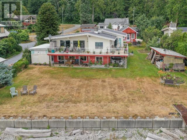 12249 Arbour Road, Powell River, BC, V8A 0M4