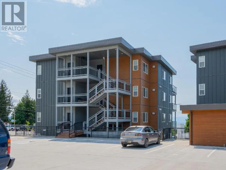 202-7175 Duncan Street, Powell River, BC, V8A 1W3