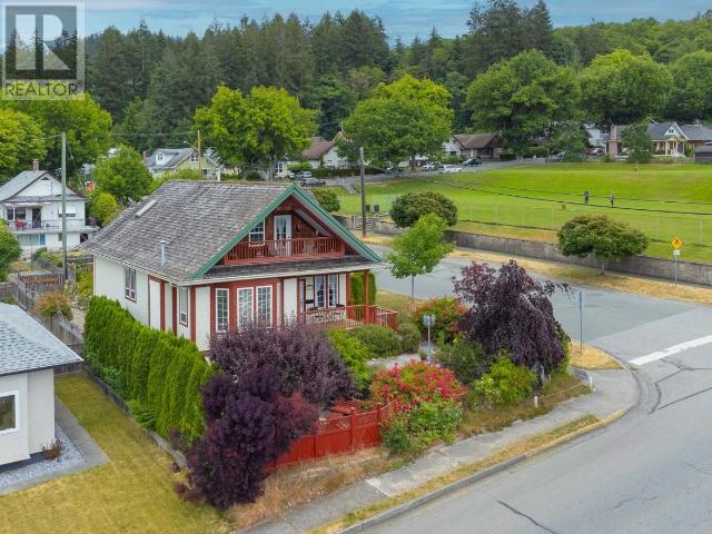 6313 Poplar Street, Powell River, BC