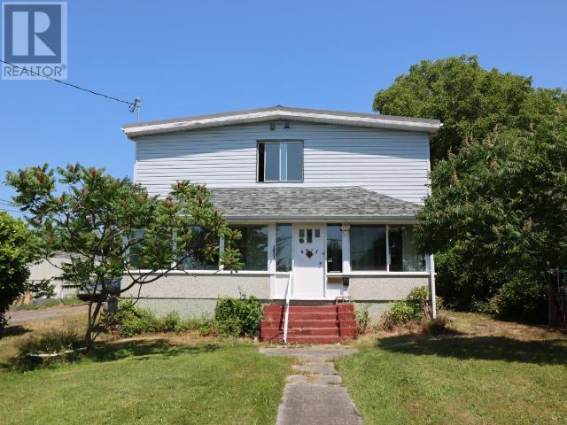 6975 Courtenay Street, Powell River, BC, V8A 1X6