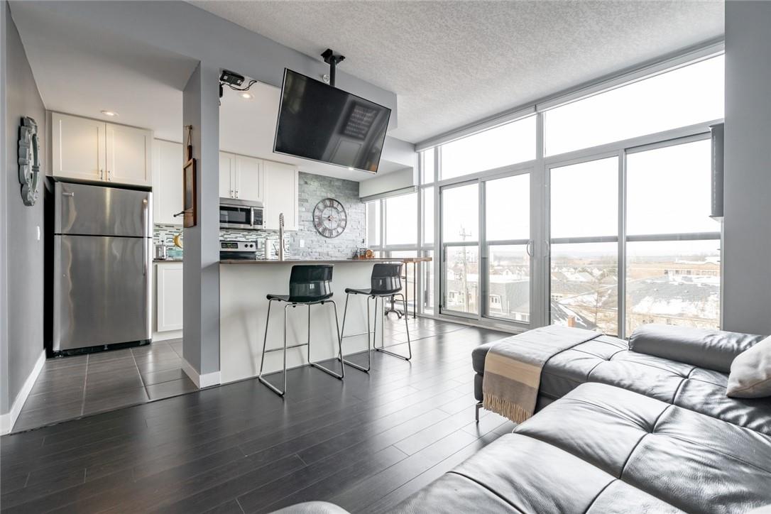 303-427 Aberdeen Ave