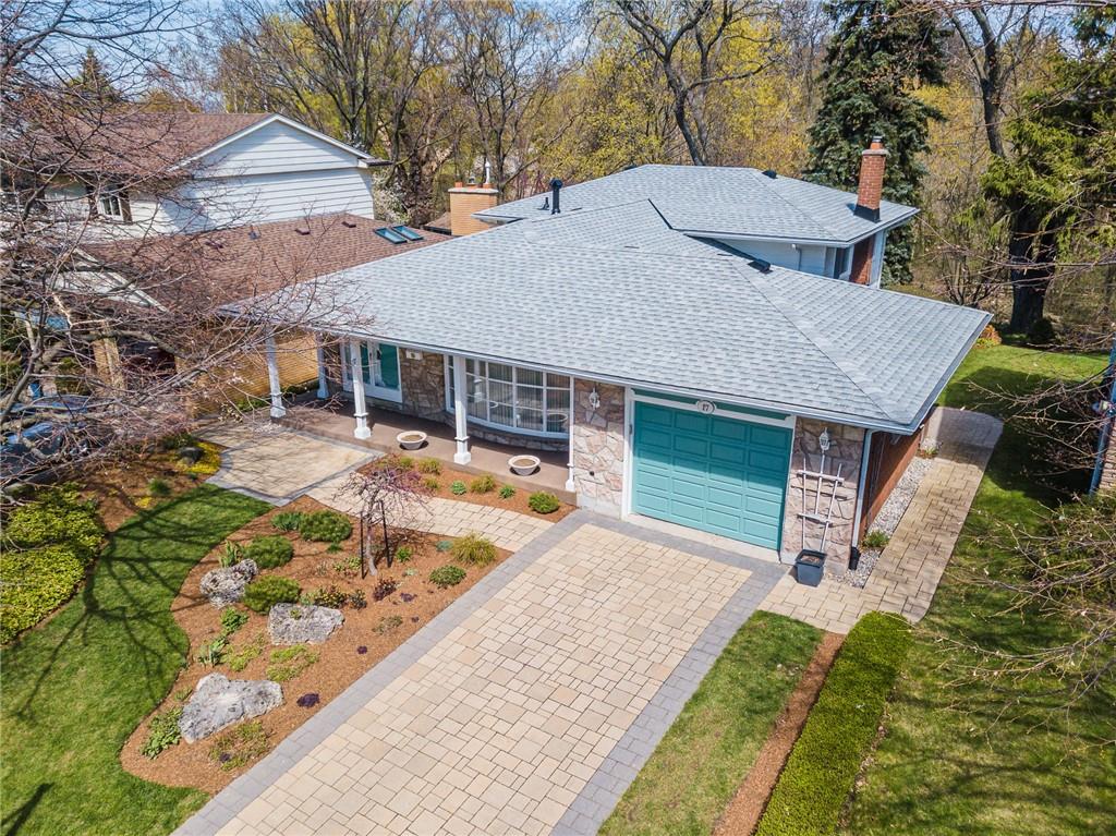 17 Chateau Court, Hamilton, ON, L9C 5P3
