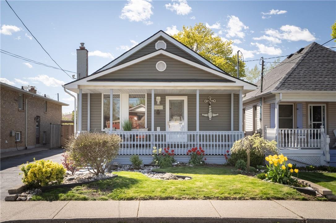 100 24th Street East, Hamilton, ON, L8V 2Y1