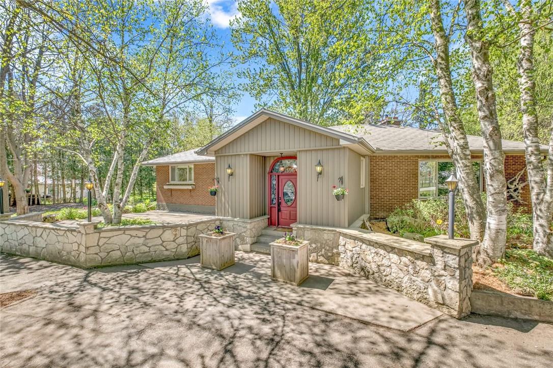 1586 4th Conc Road W, Norfolk County, ON, L0R 2B0