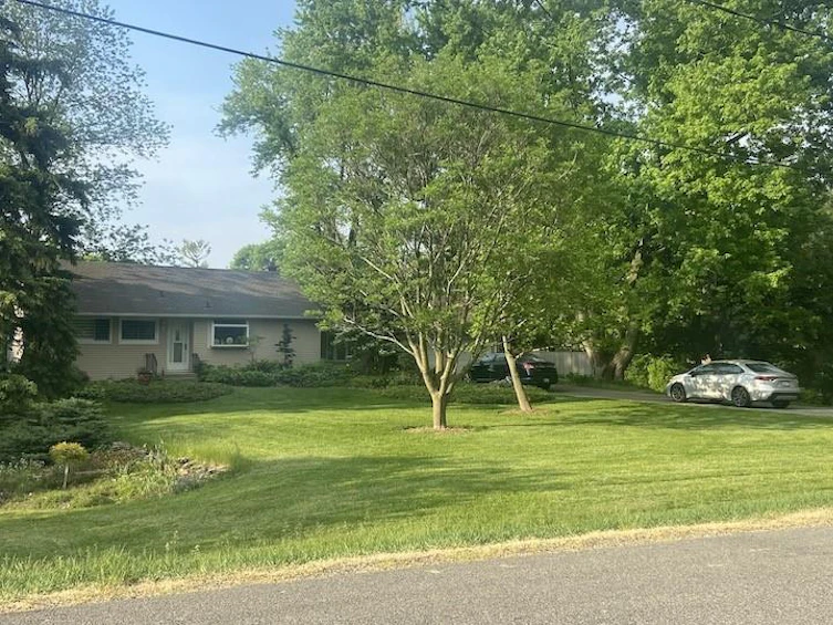 70 Maple Avenue, Hamilton, ON, L9H 4W4