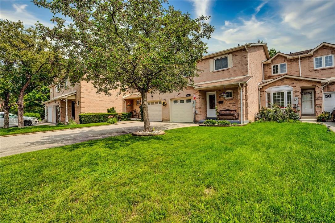 656 Dinsmore Court, Mississauga, ON, L5R 3G4