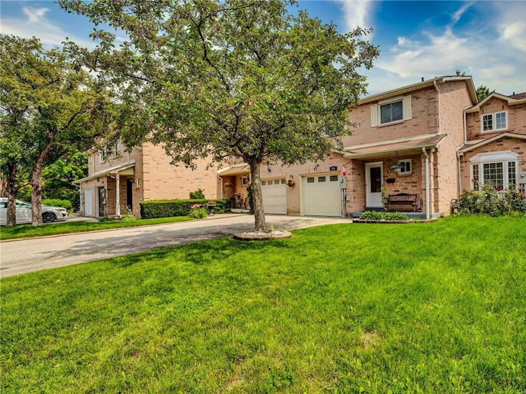 656 Dinsmore Court, Mississauga, ON, L5R 3G4