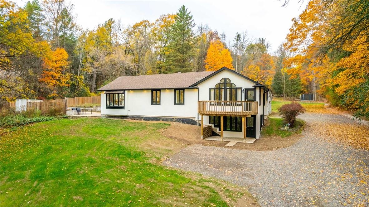 1095 Governor's Road, Hamilton, ON, L9H 5E3
