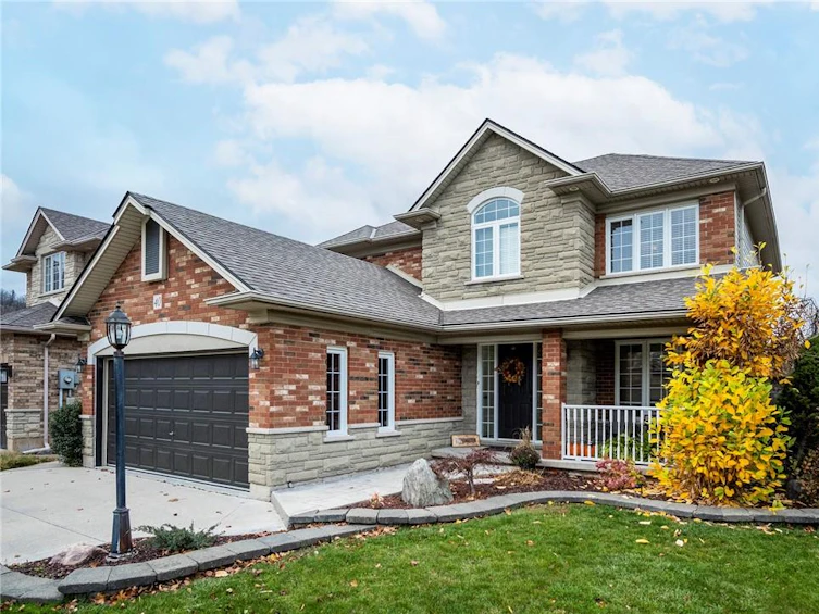 40 Aspen Drive, Grimsby, ON, L3M 5M1