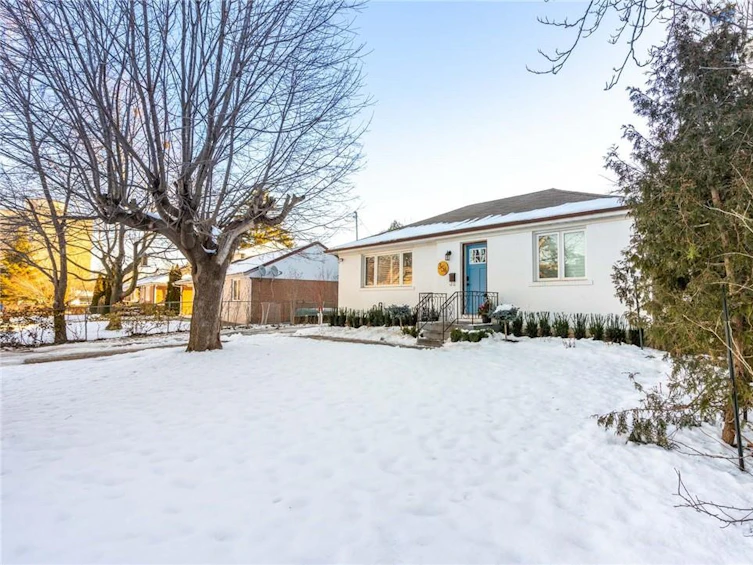 354 Bartos Drive, Oakville, ON, L6K 3E6