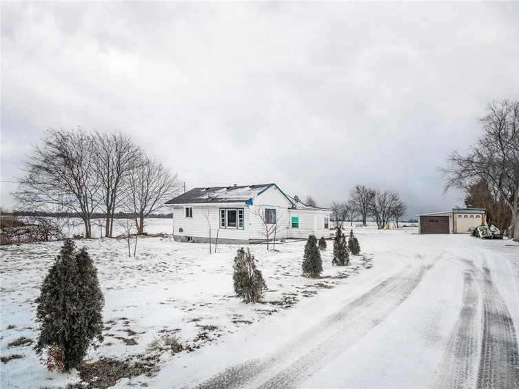 1576 # 03 Highway, Cayuga, ON, N3Y 4K4