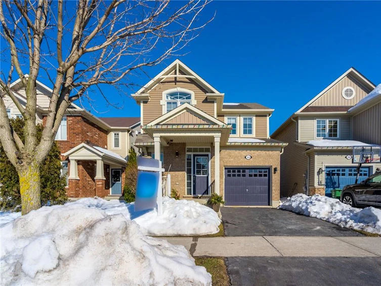 104 Emick Drive, Hamilton, ON, L9K 0C9