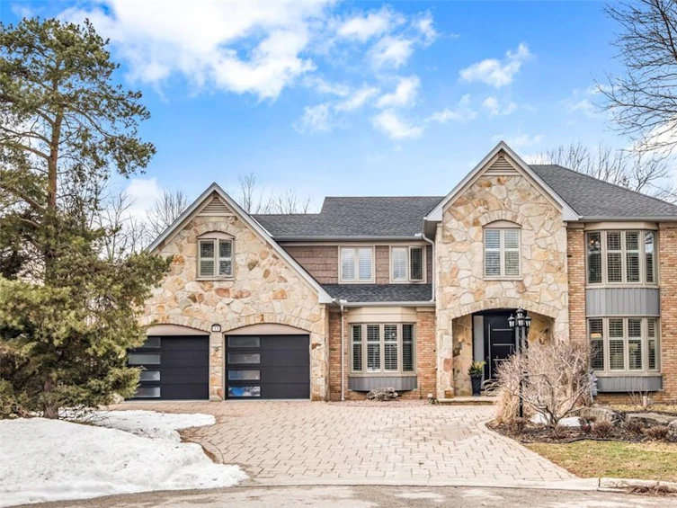 13 Rosecliffe Place, Hamilton, ON, L8B 0G6