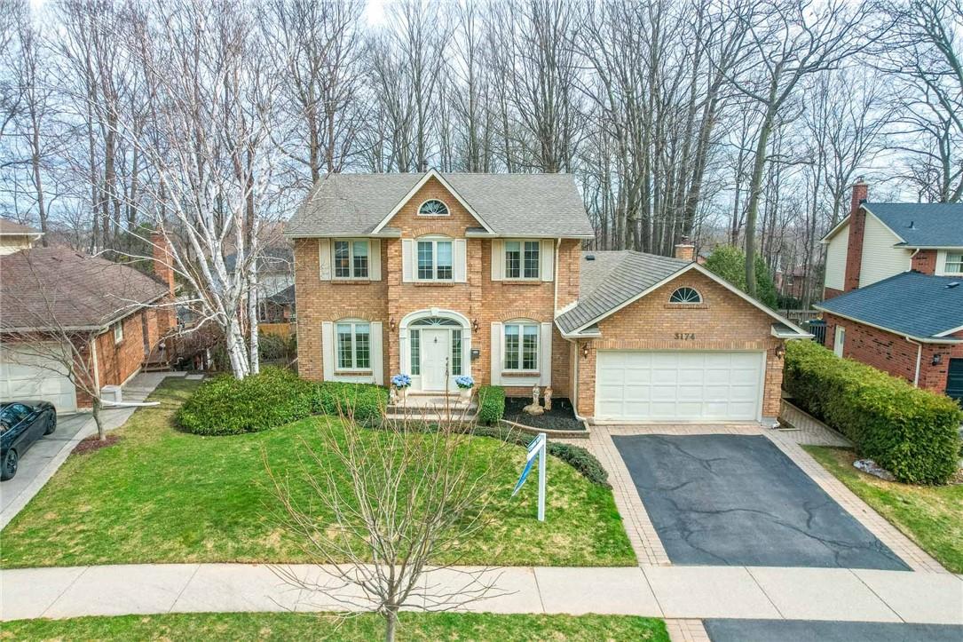 3174 Pinemeadow Drive, Burlington, ON, L7M 2Z6
