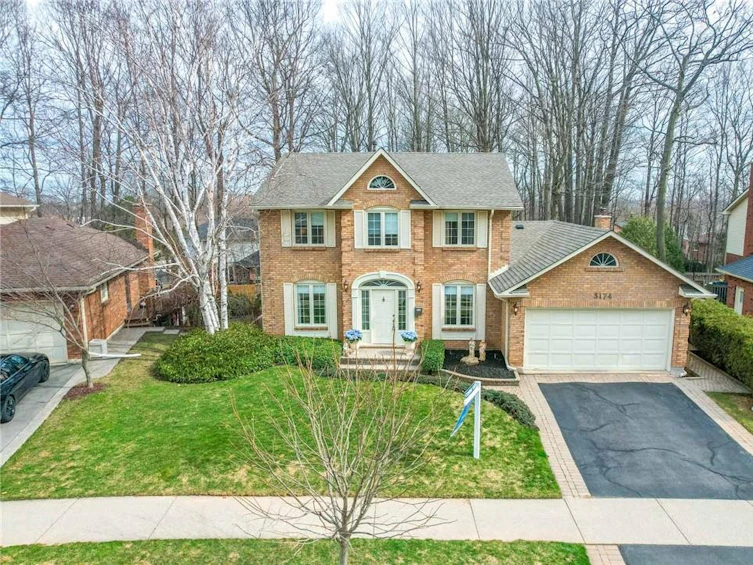 3174 Pinemeadow Drive, Burlington, ON, L7M 2Z6