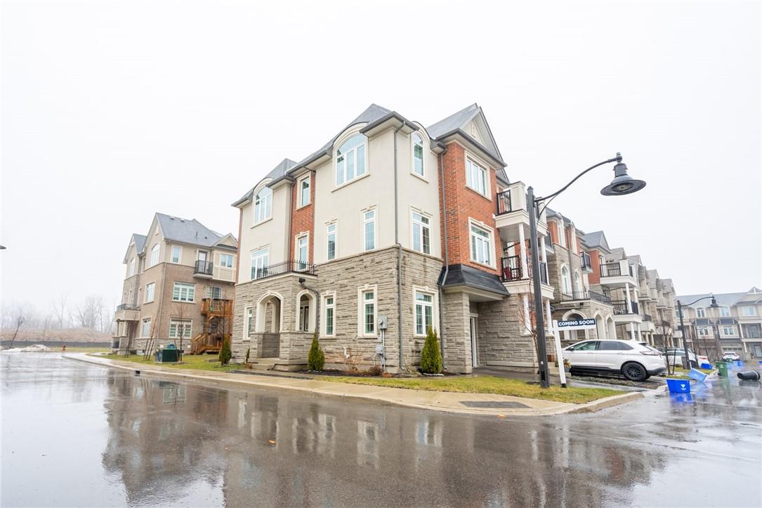 121 Borers Creek Circle, Hamilton, ON, L8B 1W3